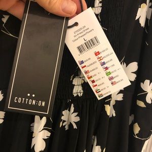 Cotton On Dresses - Cotton On A-line short floral dress Cotton On Dresses - Cotton On A-line short floral dress